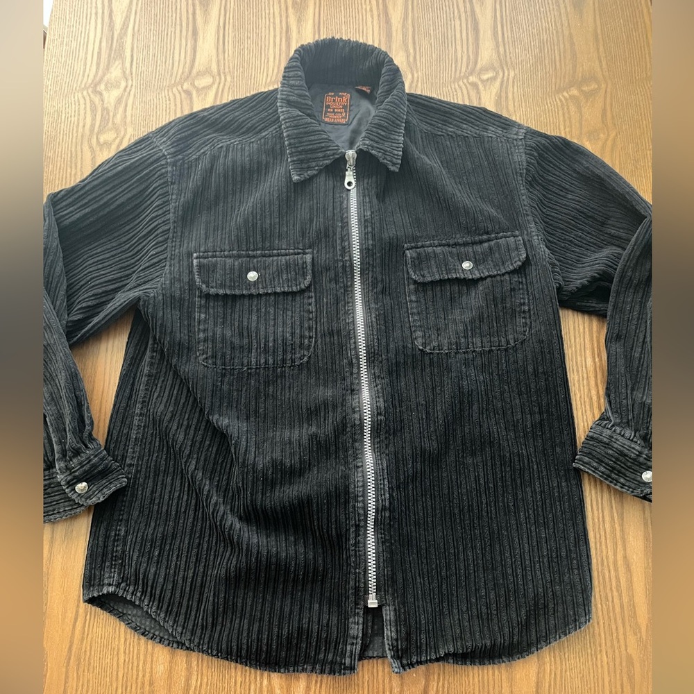 On the Brink vintage Men’s Black Corduroy Shirt Jacket